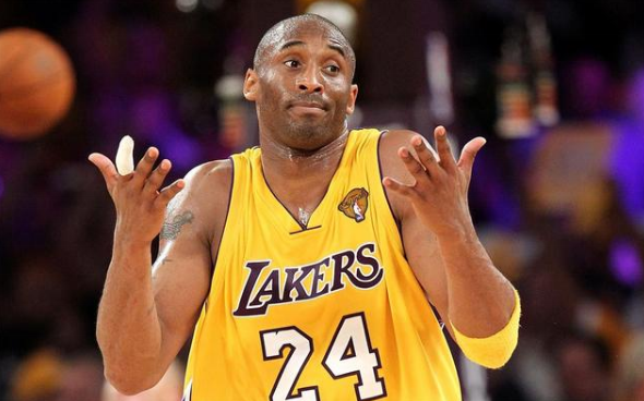 开云体育-莱万多夫斯基在独行侠比赛中爆冷，大比分获胜引发热议！引发球迷热议的简单介绍